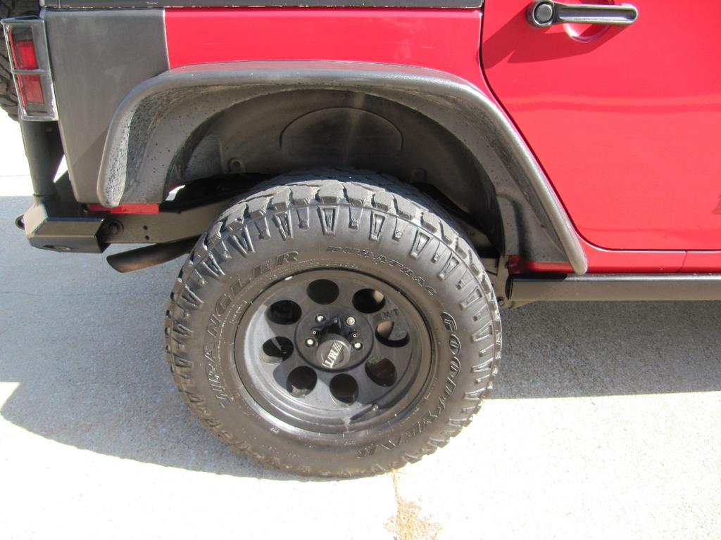 used 2011 Jeep Wrangler Unlimited car, priced at $17,900