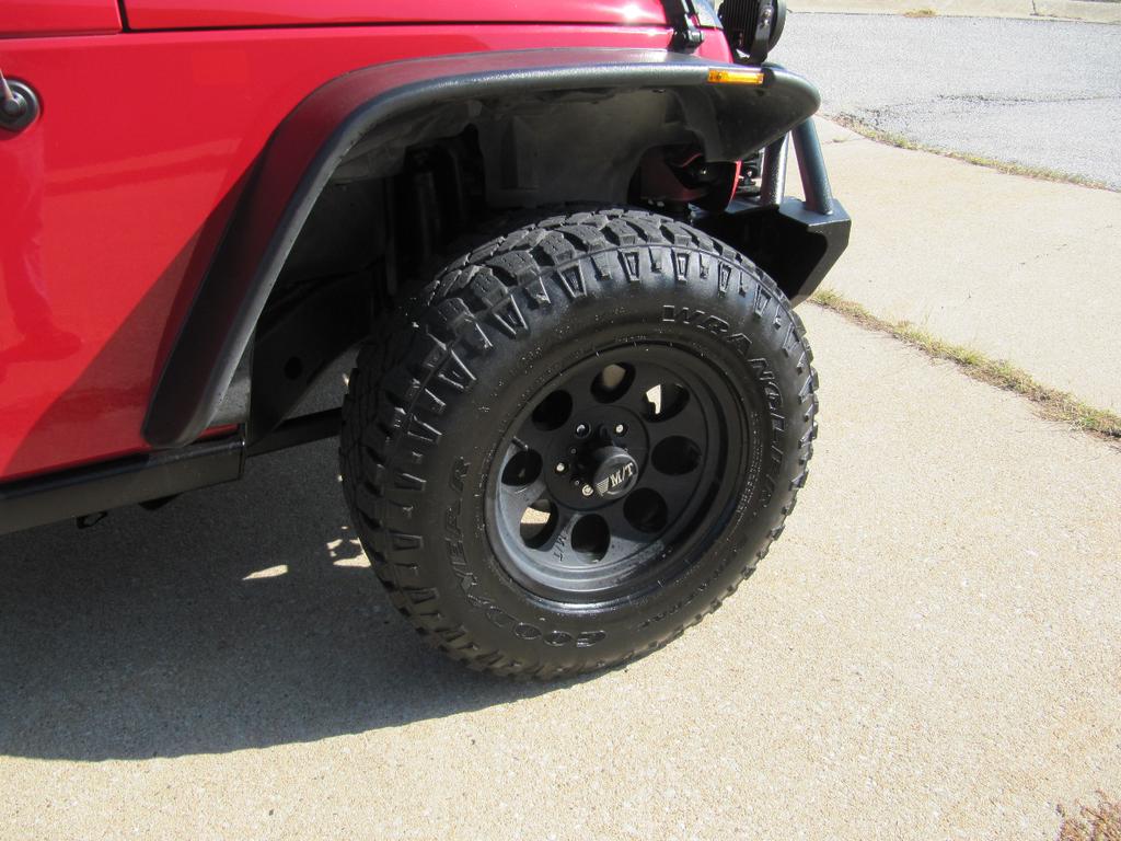 used 2011 Jeep Wrangler Unlimited car, priced at $17,900
