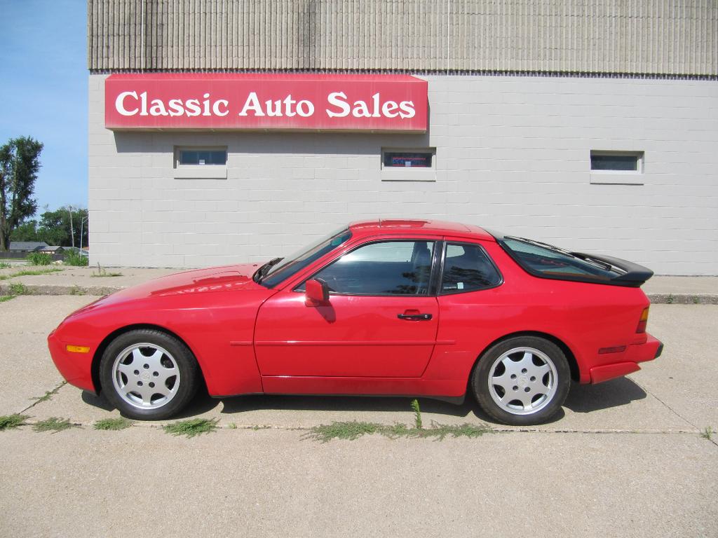 used 1991 Porsche 944 car, priced at $19,900