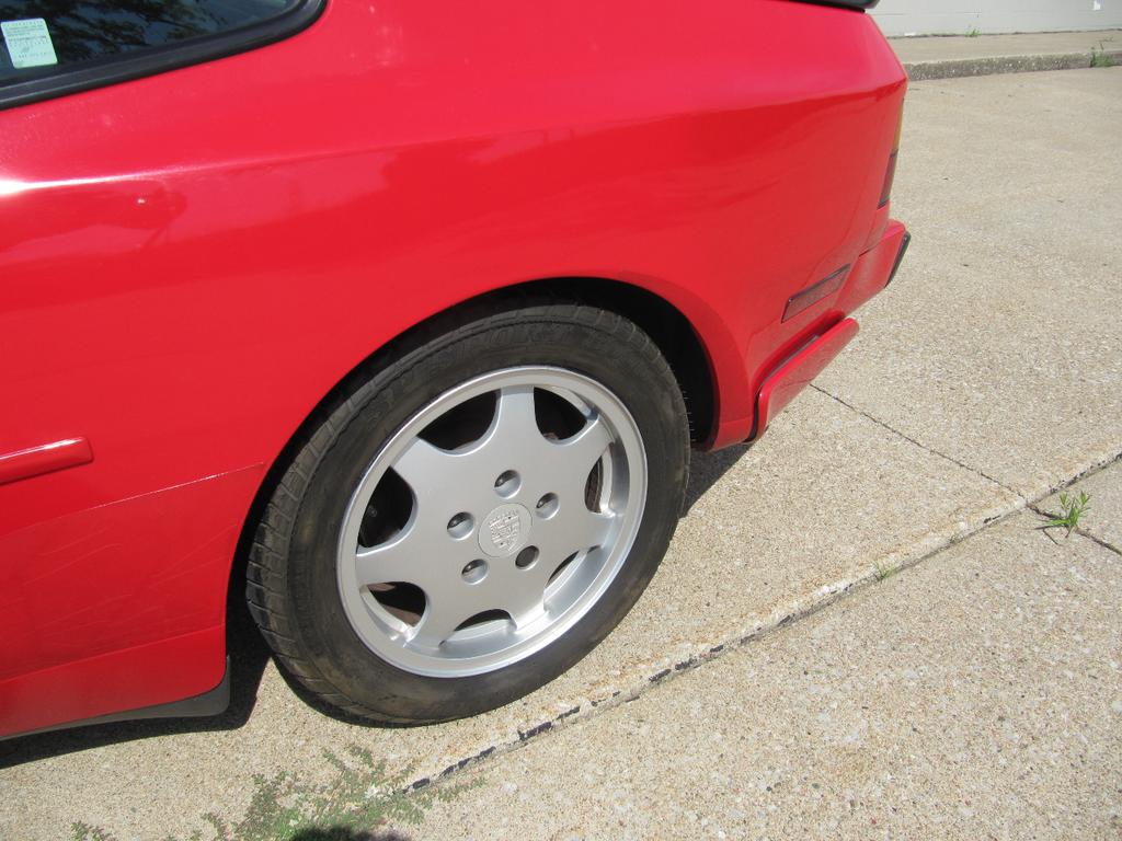 used 1991 Porsche 944 car, priced at $19,900
