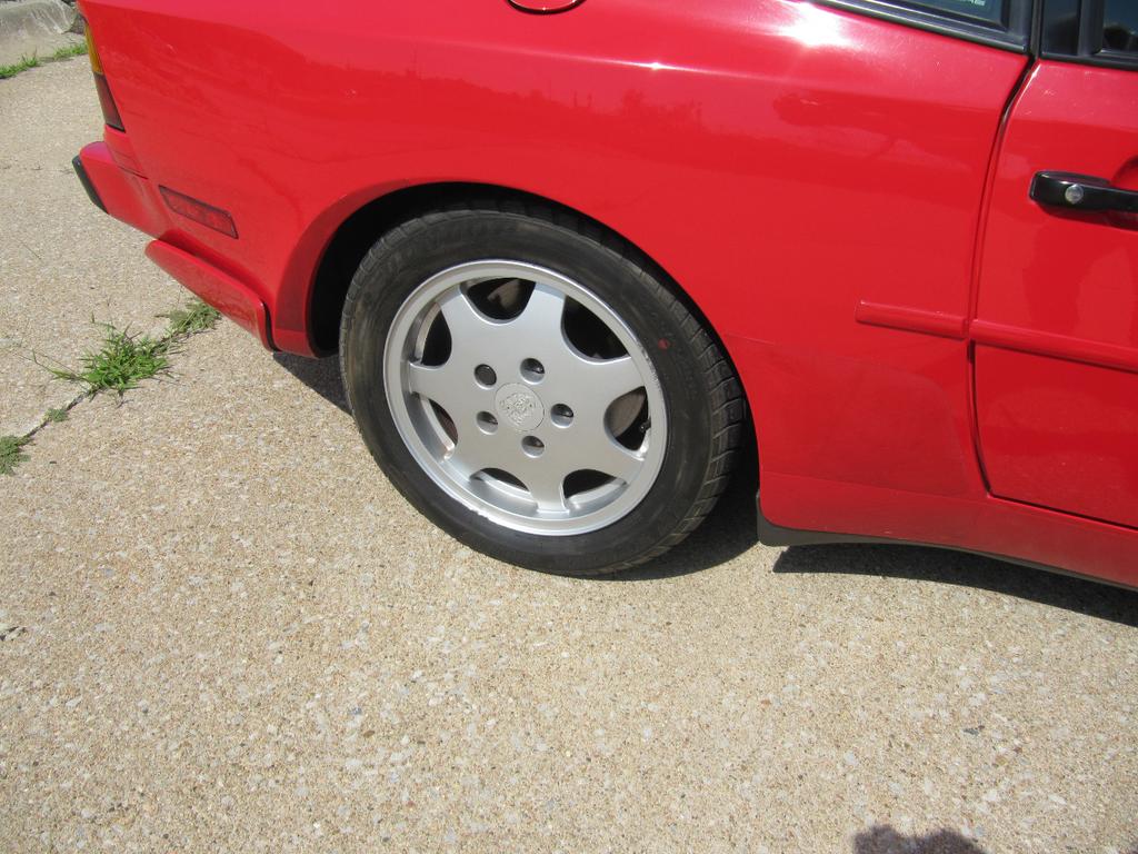 used 1991 Porsche 944 car, priced at $19,900