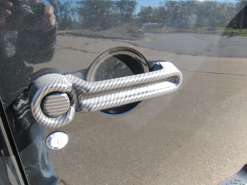 used 2010 Jeep Wrangler Unlimited car, priced at $17,900