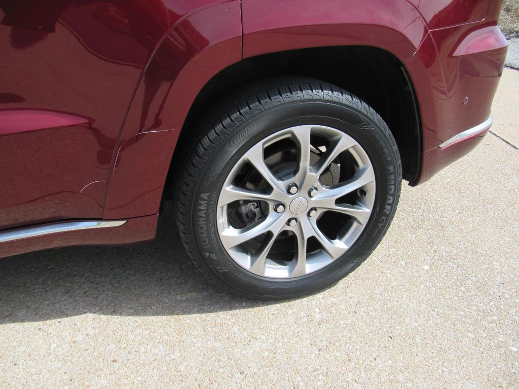 used 2019 Jeep Grand Cherokee car, priced at $27,900
