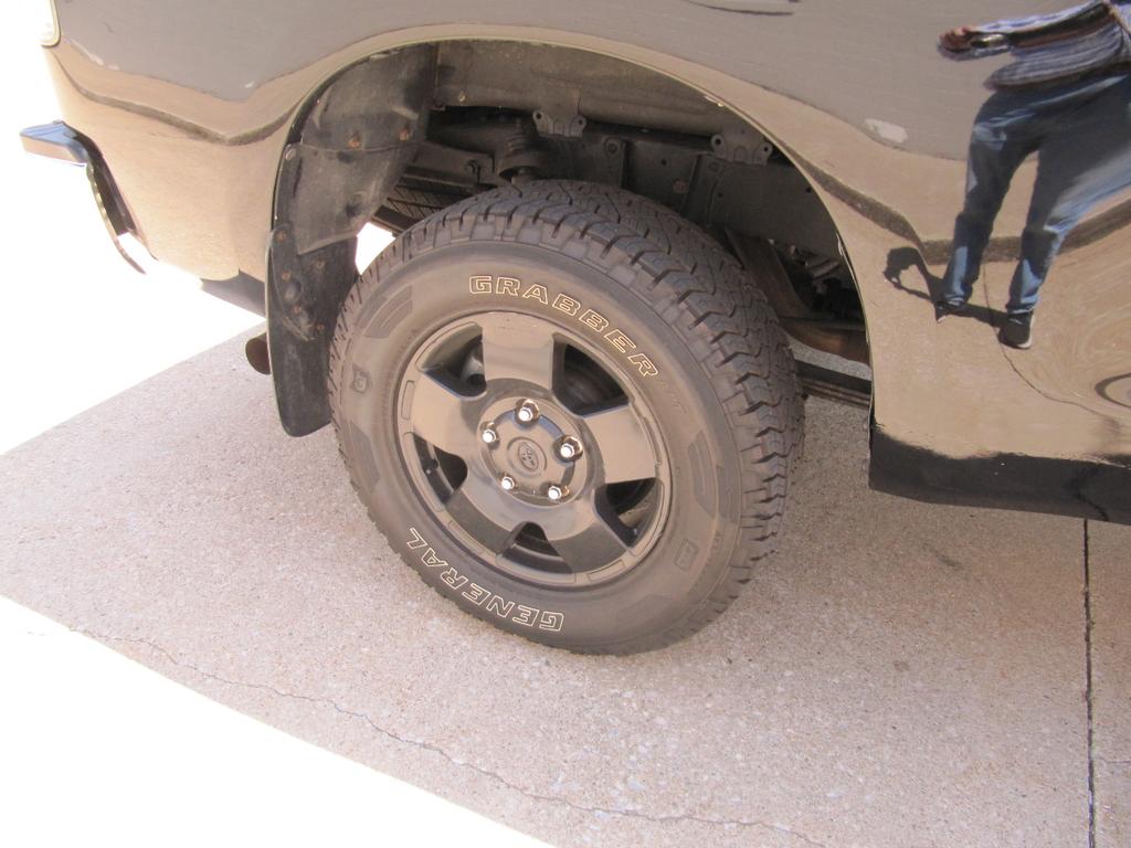 used 2007 Toyota Tundra car, priced at $16,900