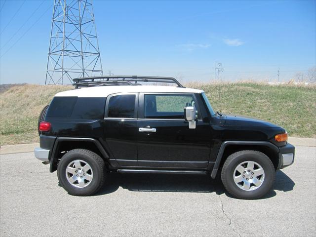 used 2007 Toyota FJ Cruiser car, priced at $21,900