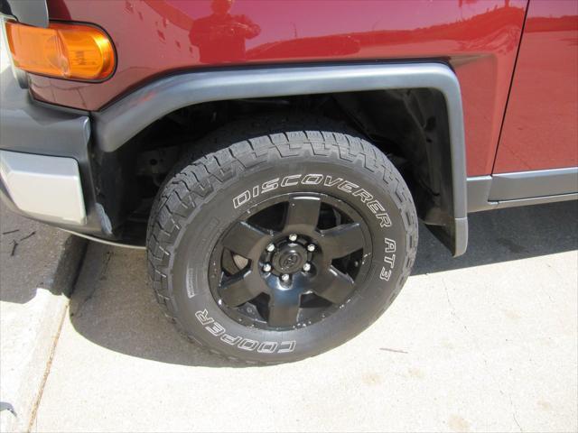 used 2008 Toyota FJ Cruiser car, priced at $18,900