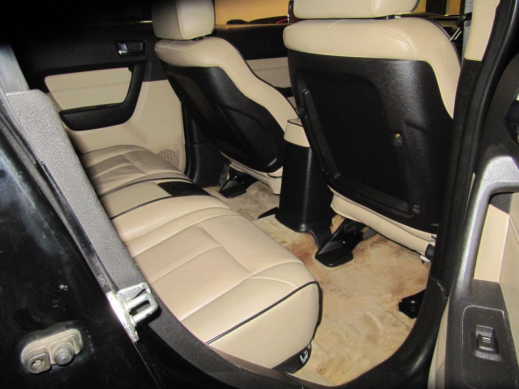 used 2007 Hummer H3 car, priced at $15,900