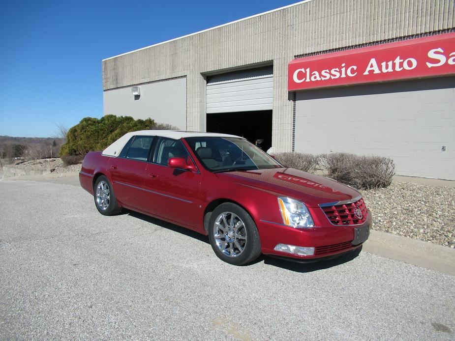 used 2006 Cadillac DTS car, priced at $14,900