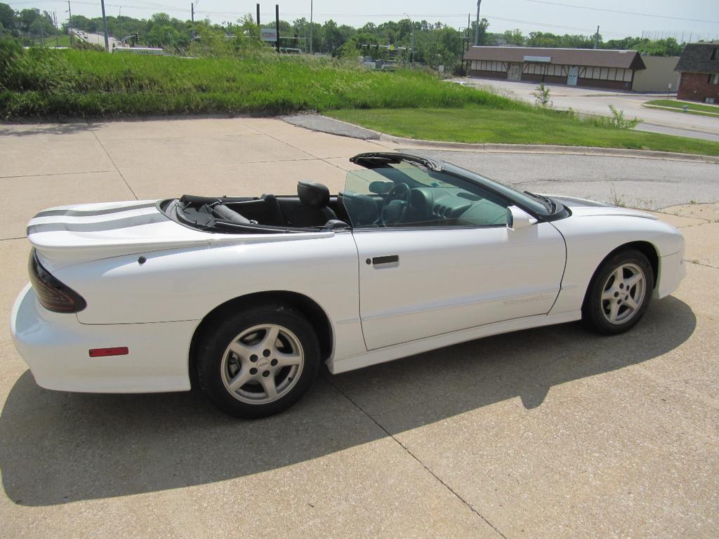used 1995 Pontiac Firebird car, priced at $26,900