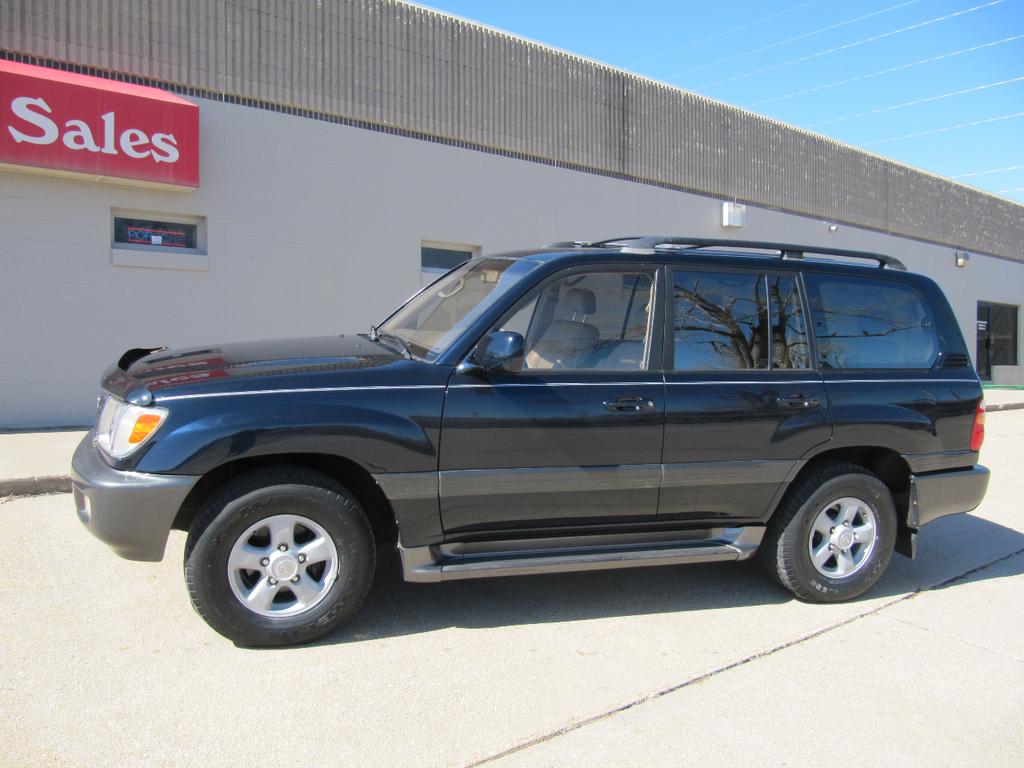 used 2000 Toyota Land Cruiser car, priced at $17,900