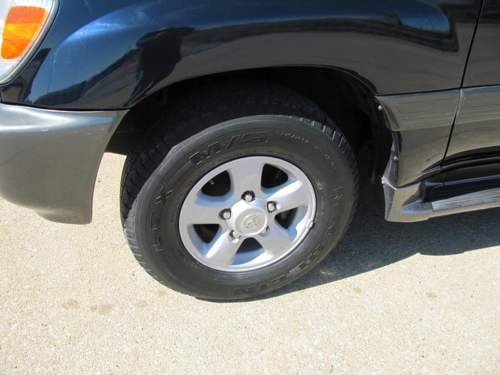 used 2000 Toyota Land Cruiser car, priced at $17,900
