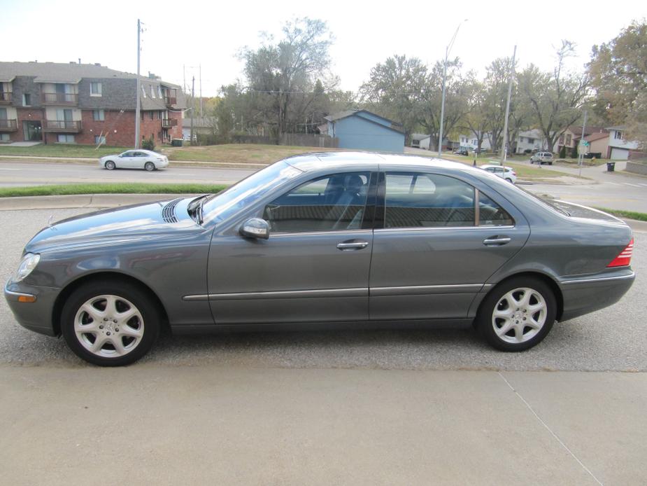 used 2006 Mercedes-Benz S-Class car, priced at $16,900