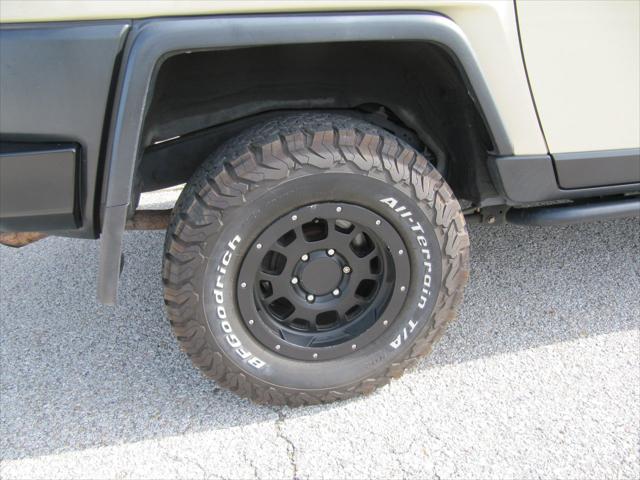 used 2010 Toyota FJ Cruiser car, priced at $39,900