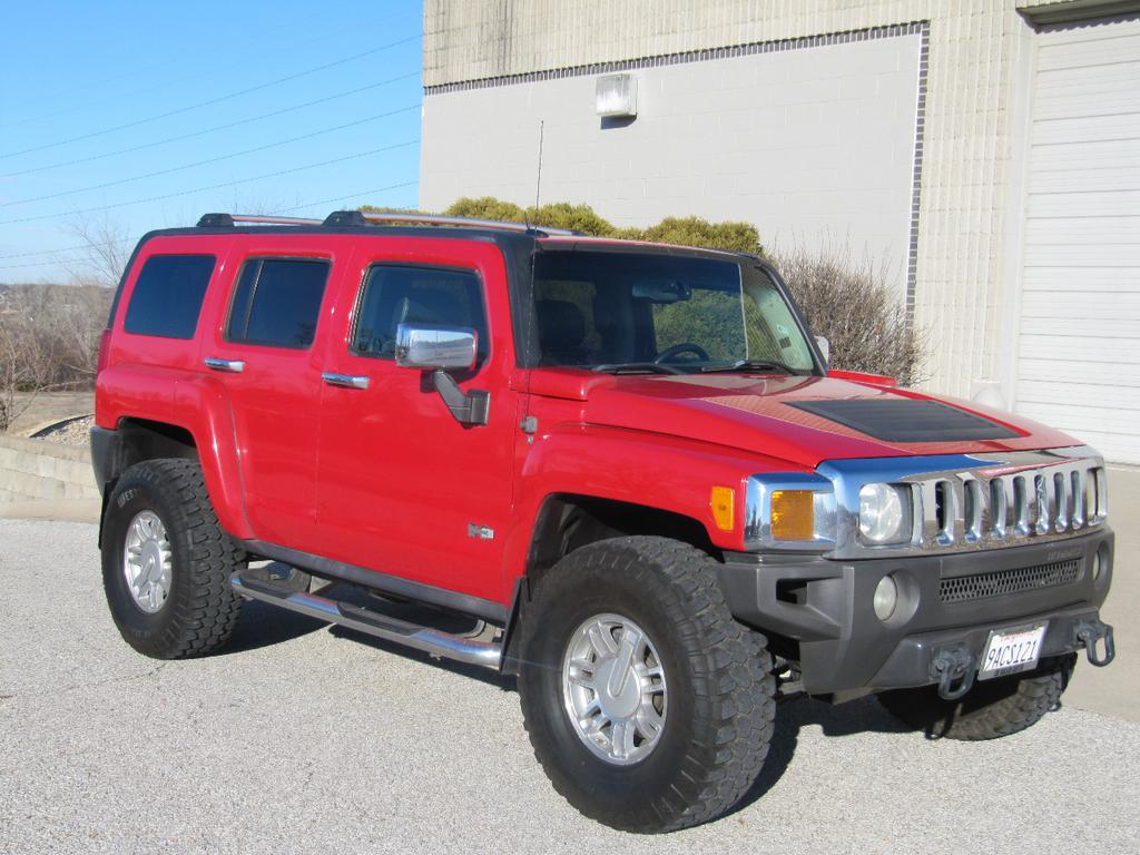 used 2007 Hummer H3 car, priced at $13,900