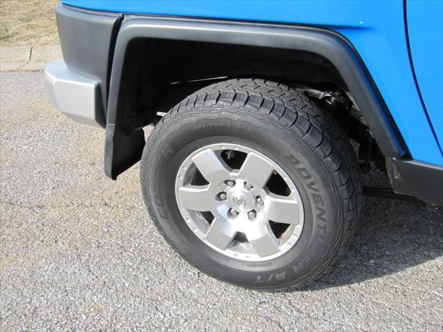 used 2007 Toyota FJ Cruiser car, priced at $21,900