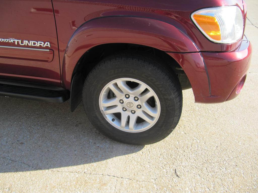 used 2006 Toyota Tundra car, priced at $14,900