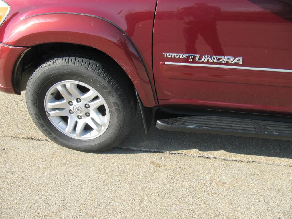 used 2006 Toyota Tundra car, priced at $14,900