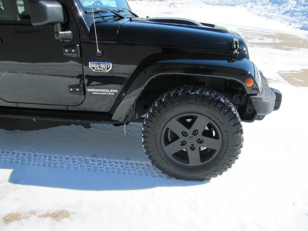 used 2012 Jeep Wrangler Unlimited car, priced at $23,900