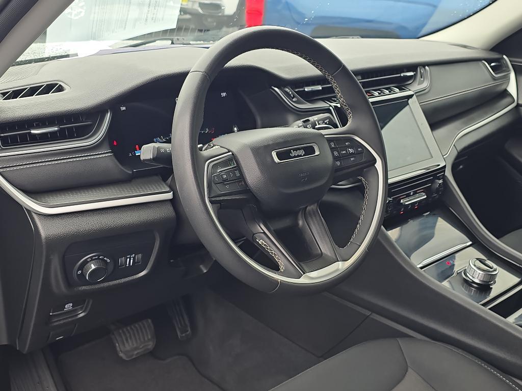 used 2023 Jeep Grand Cherokee car, priced at $22,987