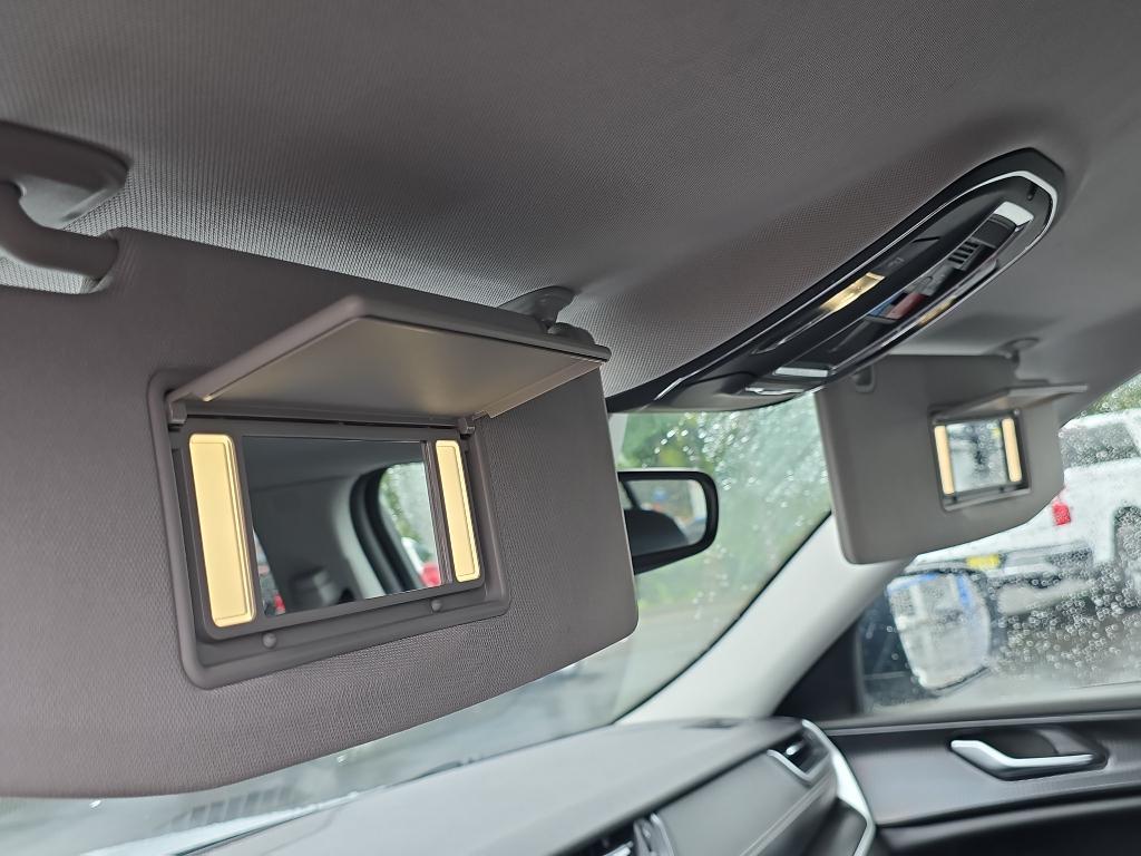 used 2023 Jeep Grand Cherokee car, priced at $22,987