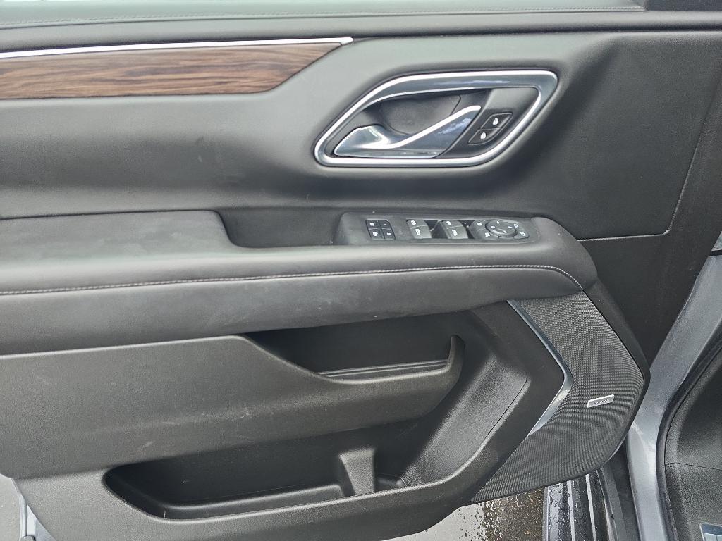 used 2021 Chevrolet Suburban car, priced at $43,985