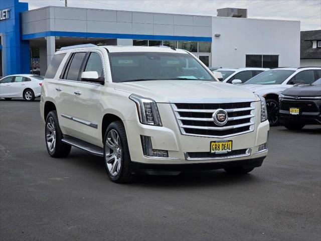 used 2015 Cadillac Escalade car, priced at $24,995