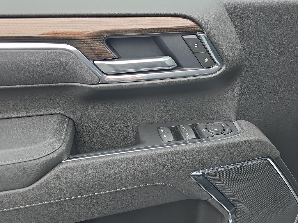 new 2025 Chevrolet Silverado 1500 car, priced at $53,704