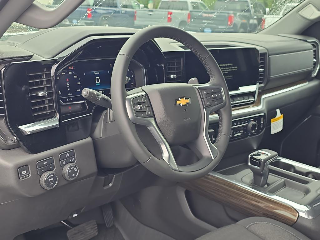 new 2025 Chevrolet Silverado 1500 car, priced at $53,704