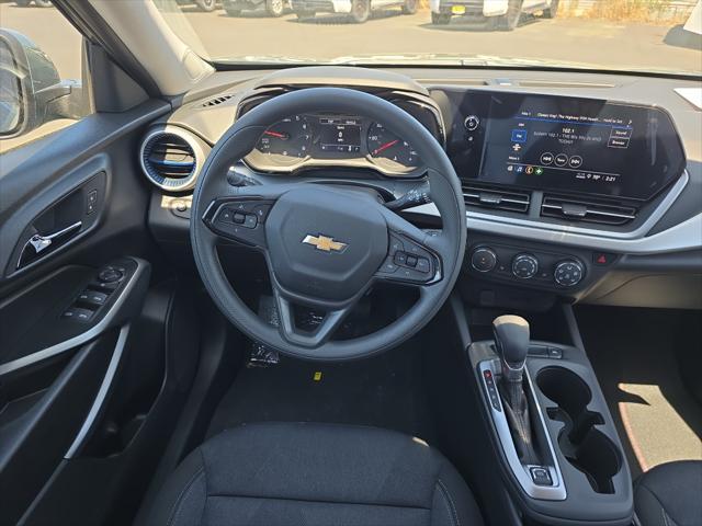 new 2025 Chevrolet Trax car, priced at $22,760