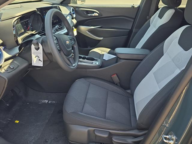 new 2025 Chevrolet Trax car, priced at $22,760