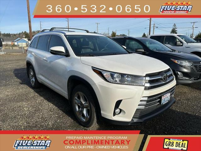 used 2017 Toyota Highlander car