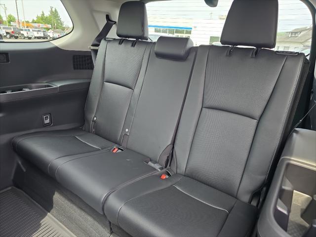 new 2025 Toyota Grand Highlander car, priced at $57,967