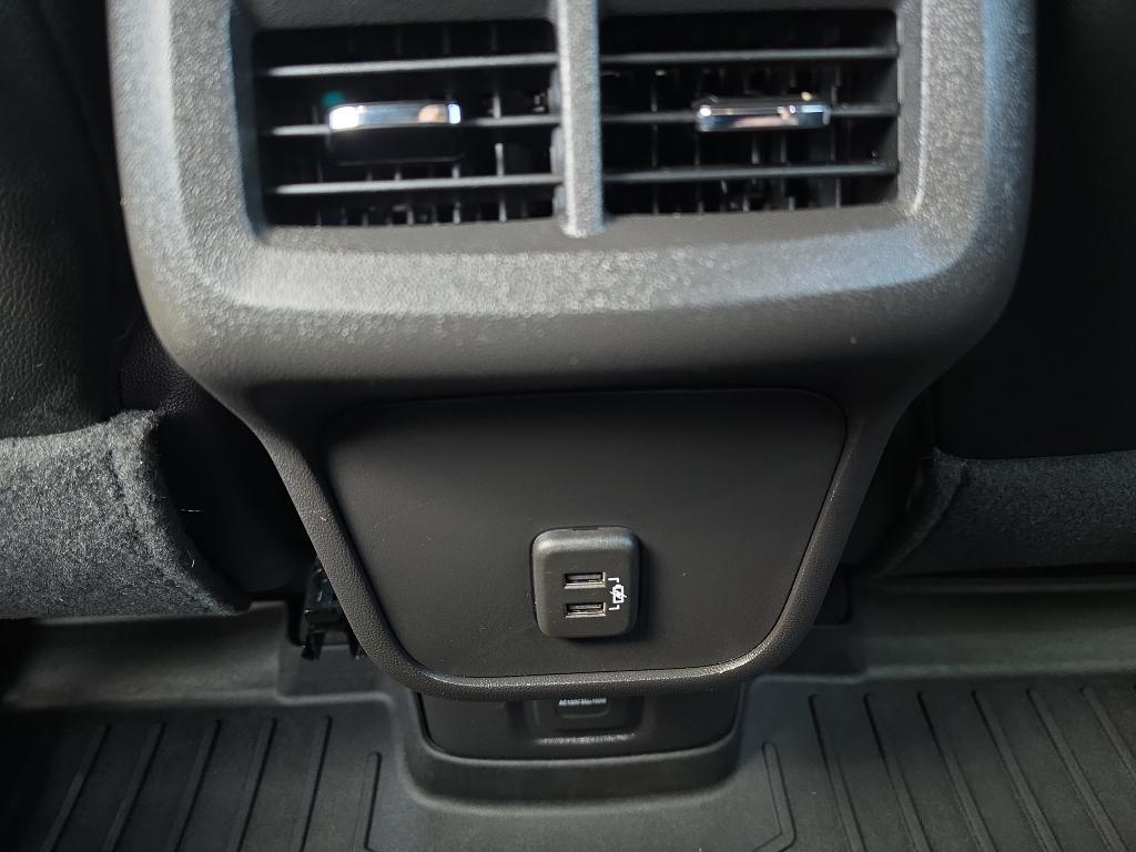 used 2024 Chevrolet Equinox car, priced at $29,995