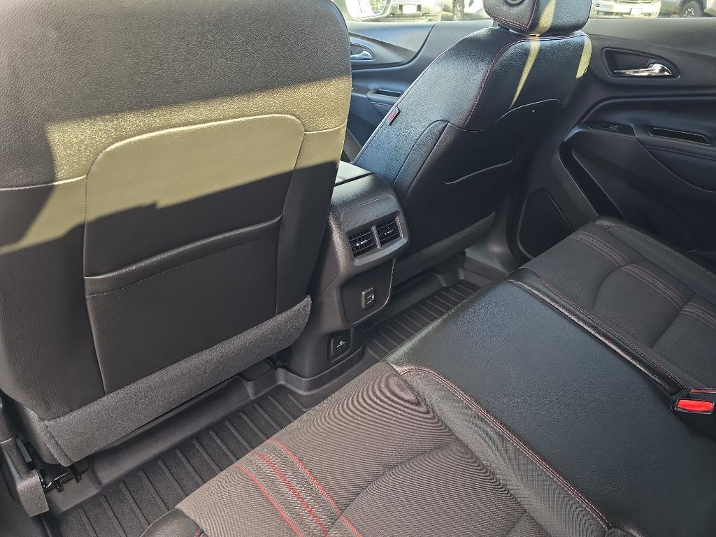 used 2024 Chevrolet Equinox car, priced at $29,995