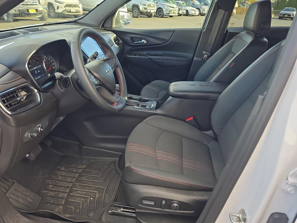 used 2024 Chevrolet Equinox car, priced at $29,995