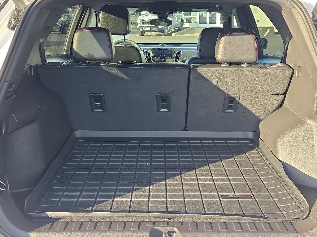 used 2024 Chevrolet Equinox car, priced at $29,995