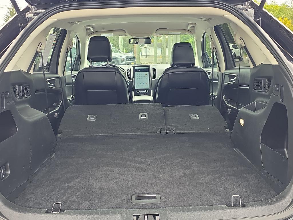 used 2024 Ford Edge car, priced at $25,987