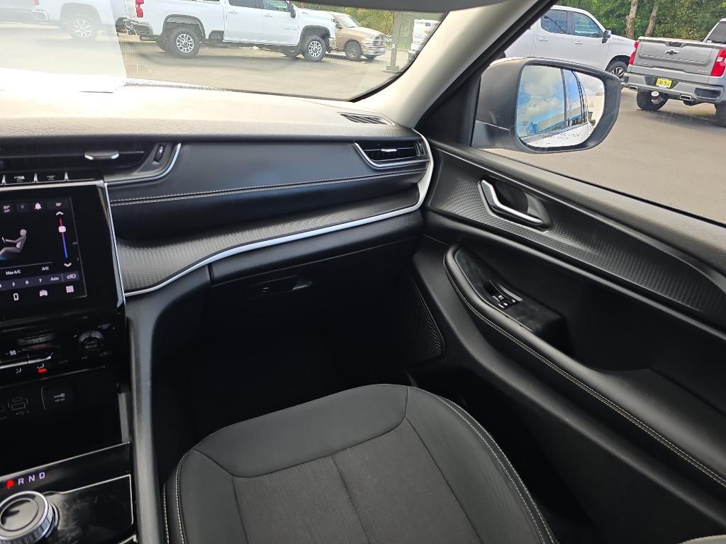 used 2023 Jeep Grand Cherokee car, priced at $22,987