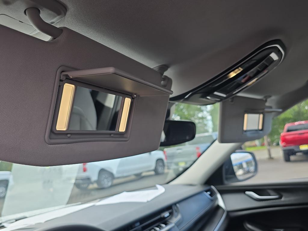 used 2023 Jeep Grand Cherokee car, priced at $22,987