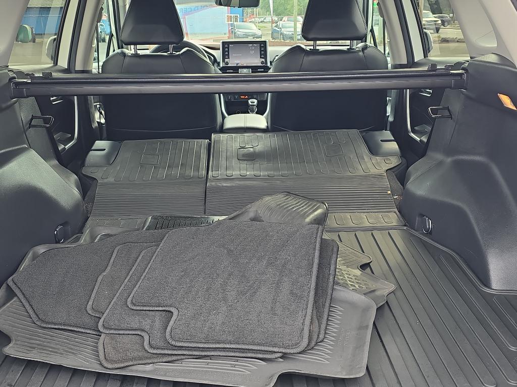 used 2021 Toyota RAV4 Hybrid car, priced at $31,987