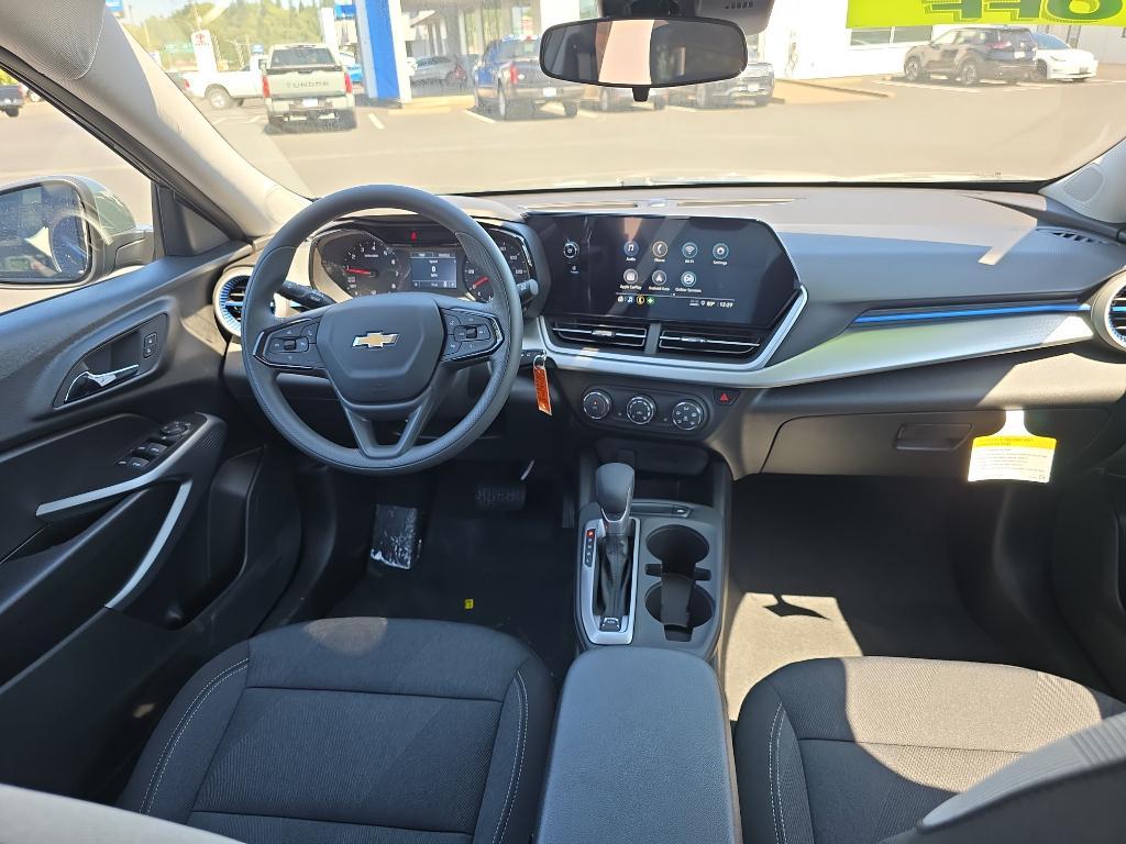 new 2025 Chevrolet Trax car, priced at $22,860
