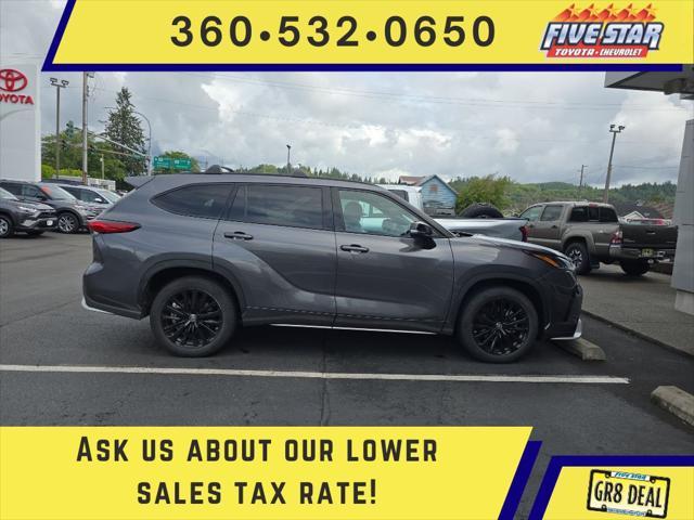 used 2023 Toyota Highlander car