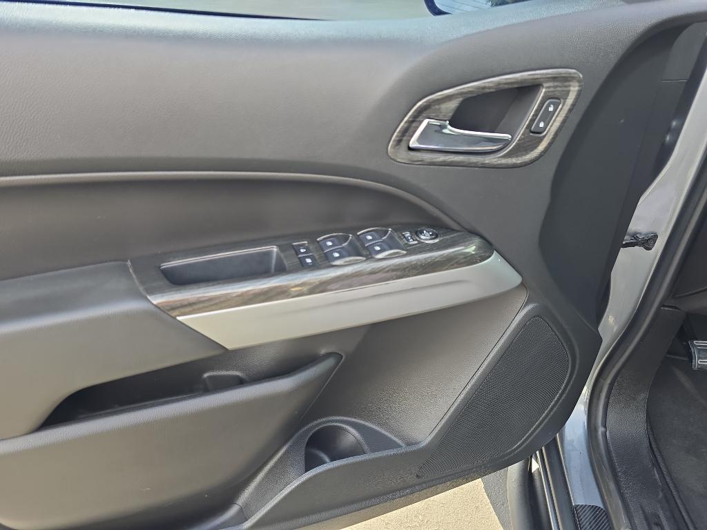 used 2022 Chevrolet Colorado car, priced at $28,987