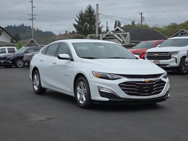 new 2025 Chevrolet Malibu car, priced at $26,815