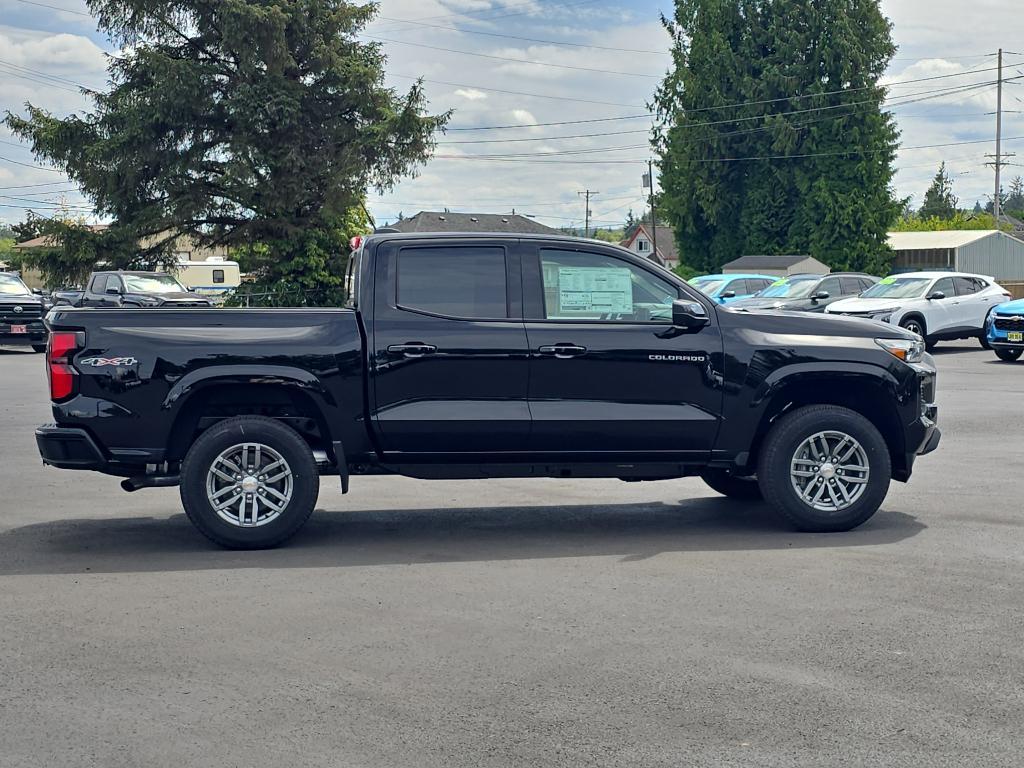 new 2025 Chevrolet Colorado car, priced at $40,987