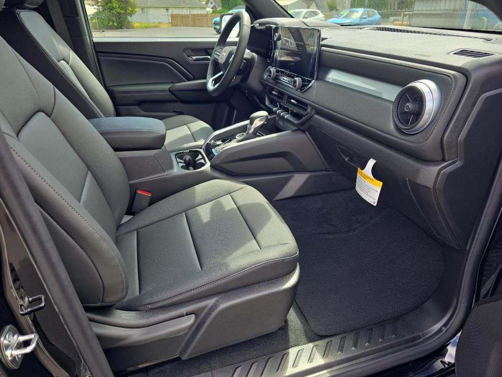 new 2025 Chevrolet Colorado car, priced at $40,987