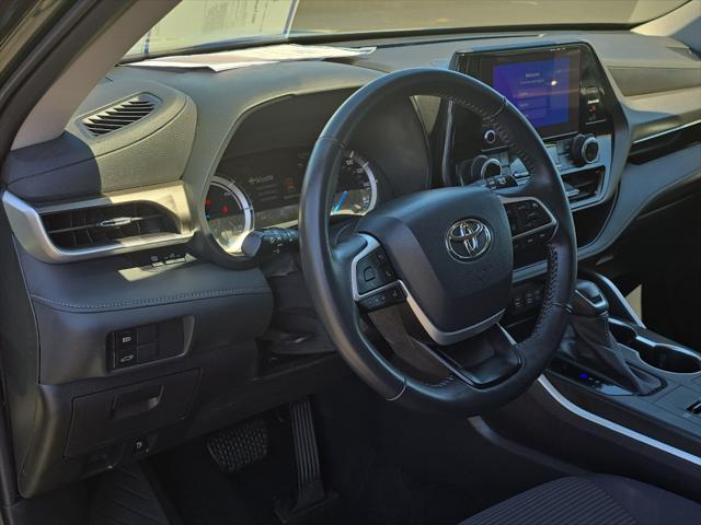 used 2023 Toyota Highlander Hybrid car, priced at $41,295