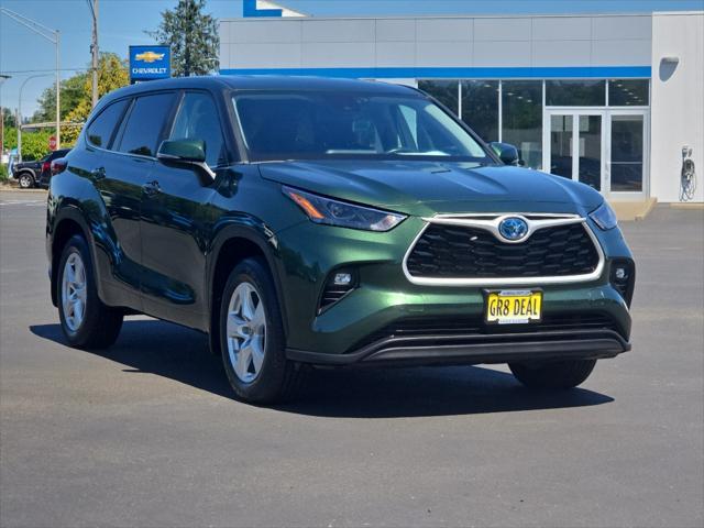 used 2023 Toyota Highlander Hybrid car, priced at $41,295