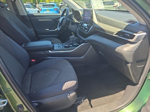 used 2023 Toyota Highlander Hybrid car, priced at $41,295