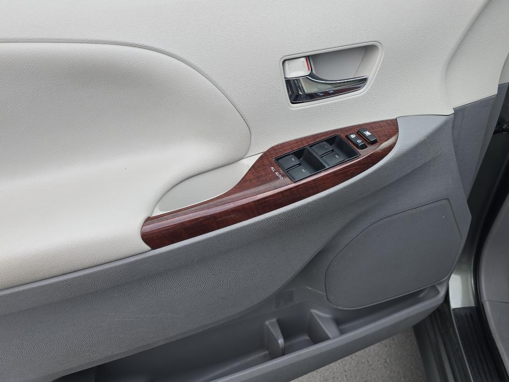 used 2014 Toyota Sienna car, priced at $8,987